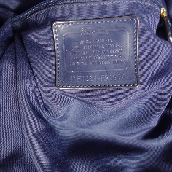 COACH Signature Stripe backpack navy/khaki like new F21928 with bonus wallet - Picture 10 of 16